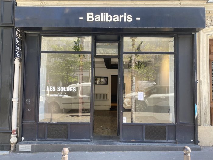 Location local commercial de 84,59m&sup2;